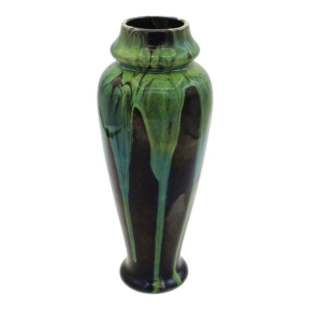 Circa 1912-1921 Peters & Reed Pottery Shadow Ware Vase For Sale