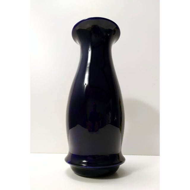 Blue Lacquered Ceramic Vase by Guido Andlovitz for Lavenia, 1970s For Sale - Image 4 of 11