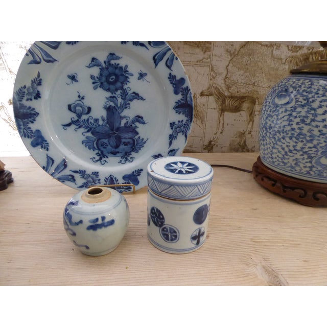 Late 19th Century Antique Chinese Porcelain Covered Jar For Sale - Image 5 of 5