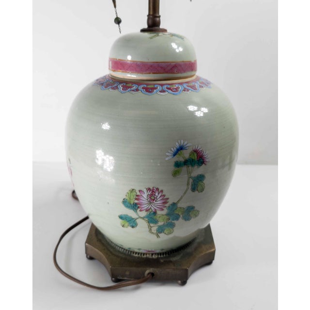 19th Century Chinese Celadon Green Floral Ginger Jar Table Lamp in Famille Rose Palette For Sale In New York - Image 6 of 12