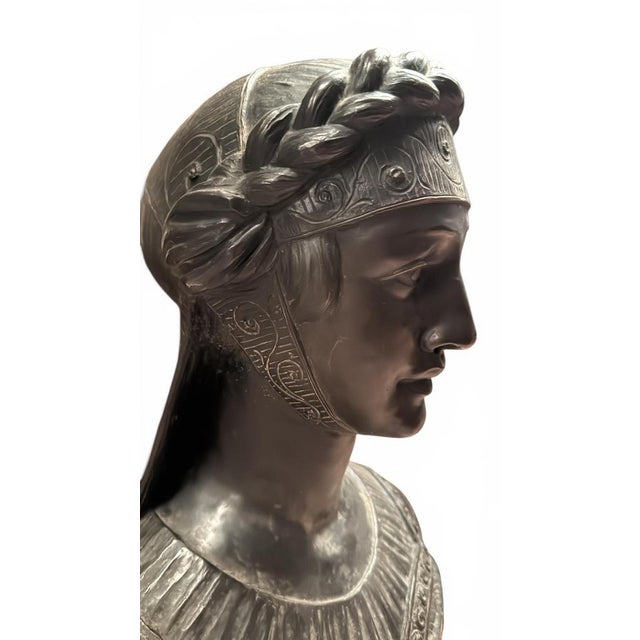 Grand Tour Style Bust of a Classical Lady, 20th Century, Bronze For Sale - Image 4 of 7