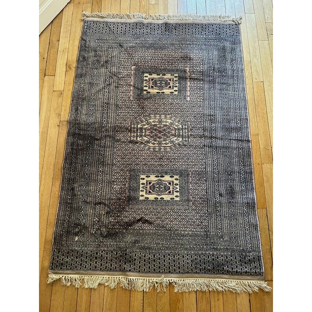 Vintage Rug, Pakistan, 1970s For Sale - Image 11 of 12