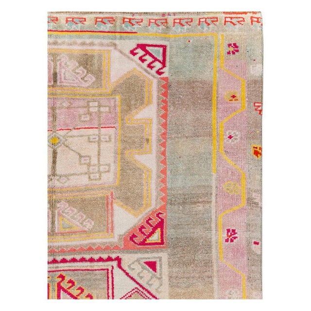 Tribal Galerie Shabab Collection Mid-20th Century Handmade Turkish Anatolian Gallery Carpet For Sale - Image 3 of 10