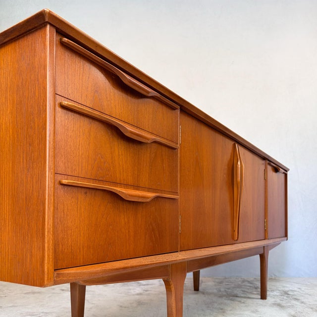 Wood Vintage Teak Sideboard, 1960s For Sale - Image 7 of 17