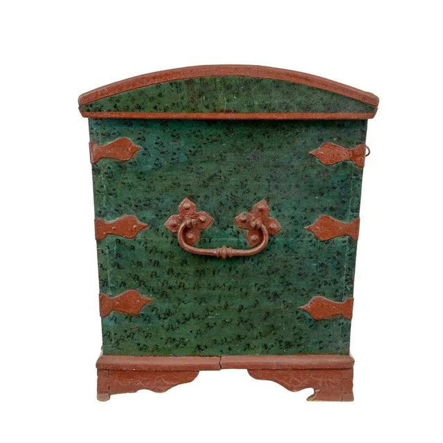 Mid-19th Century Swedish Hand Painted Oak Coffer For Sale - Image 6 of 10