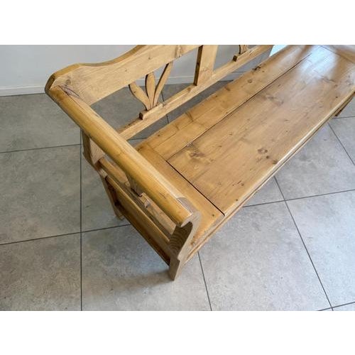 Brown Farmhouse Chest Bench in Wood For Sale - Image 8 of 13