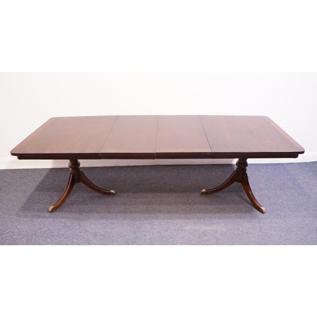 Traditional Bernhardt Furniture Solid Mahogany Traditional Duncan Phyfe Style 100" Double Pedestal Dining Table 238-246 For Sale - Image 3 of 13