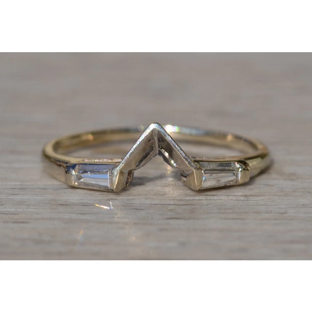 Contemporary The Anza Vista: Ladies 18K White Gold Angled Diamond Band For Sale - Image 3 of 10