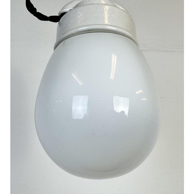 Vintage White Porcelain Pendant Light, 1970s For Sale - Image 4 of 15