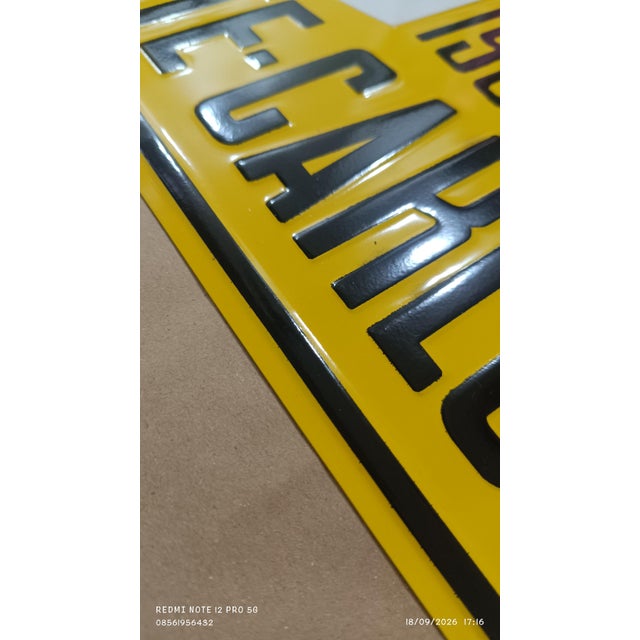 Vintage 1983 Rallye Monte-Carlo Assistance Metal Plate Sign – Authentic Embossed Motorsport Wall Art For Sale - Image 6 of 18