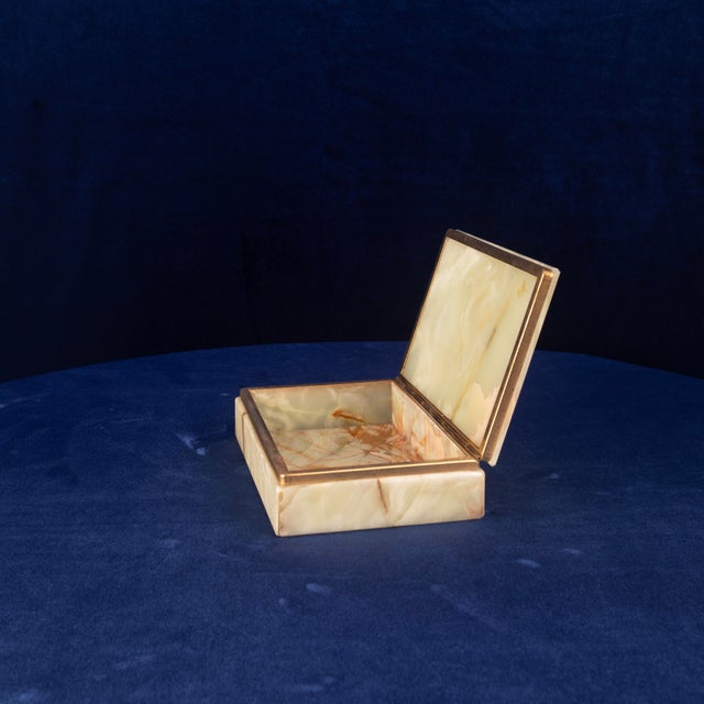 Italian Onyx and Brass Jewellery Box, 1970s For Sale - Image 8 of 18