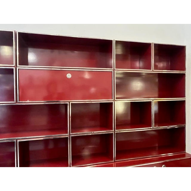 Modular Shelving Unit in Burgundy Red Lacquered Wood and Chromed Metal Frame, Italy, 1970s For Sale - Image 3 of 13