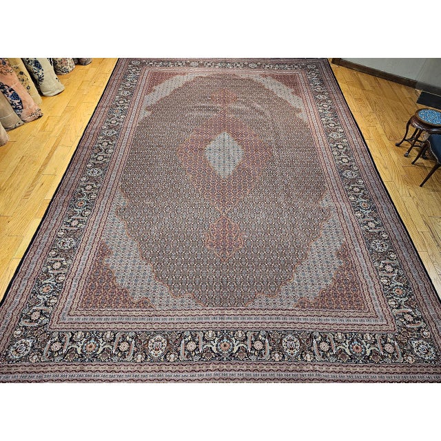 Early 20th Century Tabriz Mahi Rug For Sale - Image 11 of 18