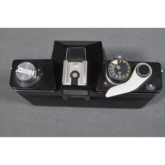 1970s Vintage Praktica LLC 35mm SLR Camera Set With Carl Zeiss Jena Pancolar, Pentacon Lenses, Admiral 500mm Lens and Accessories For Sale - Image 5 of 17