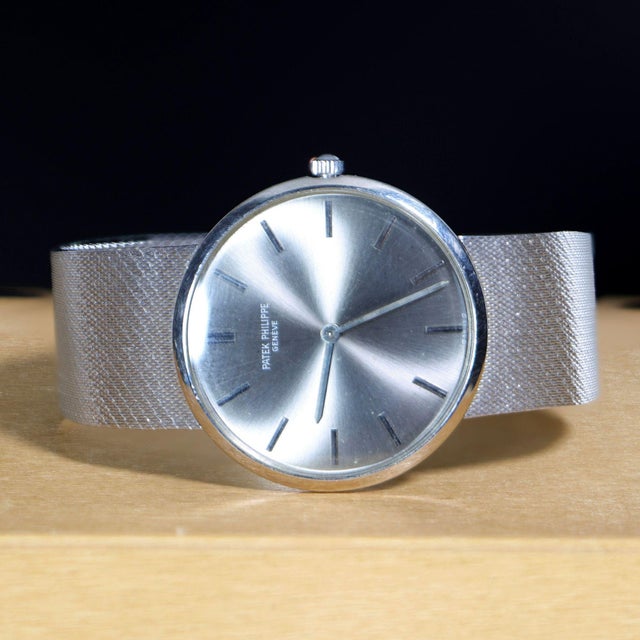 1970s Patek Philippe Calatrava 3468 34mm Gray Dial 18k White Gold Watch For Sale - Image 12 of 14