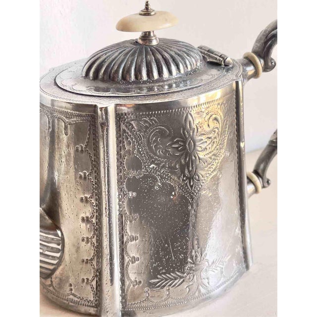 19th Century Victorian Britannia Silver Plated Teapot from EPBM, Sheffield, 1890s For Sale - Image 11 of 14