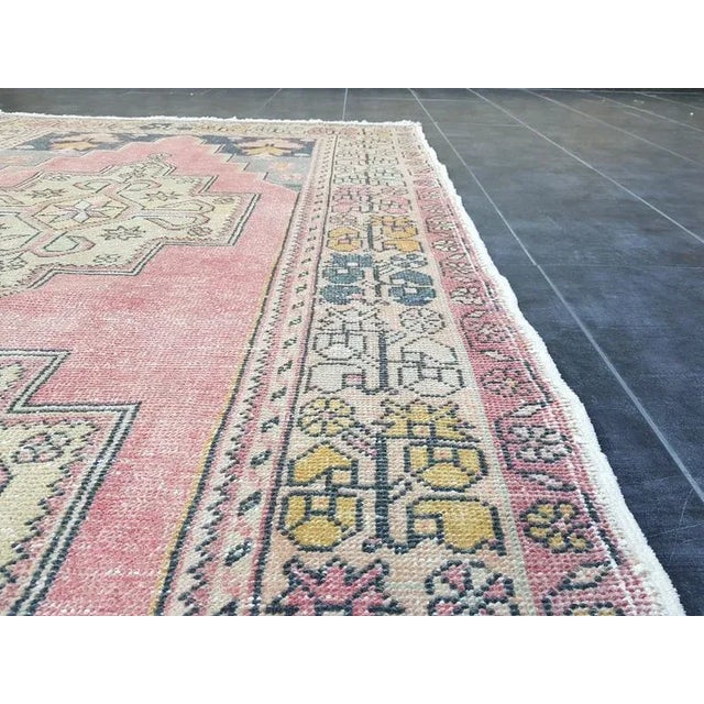 1960s 1960s Vintage Oushak Handmade Tribal Wool Rug- 4′3″ × 8′4″ For Sale - Image 5 of 11