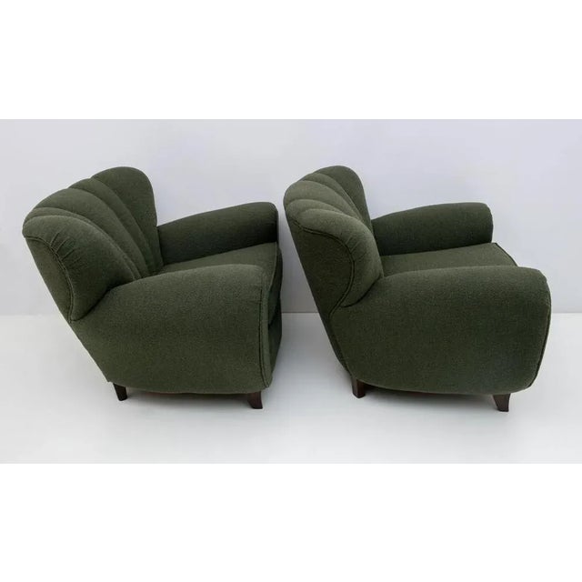 Set of Italian Art Deco Bouclé Armchairs attributed to Guglielmo Ulrich, 1940s For Sale - Image 4 of 10