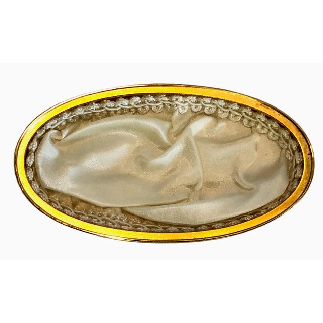"Cinderella's Coach of Dreams" Heirloom / Jewel Box From the Disney Showcase Collection For Sale - Image 9 of 10