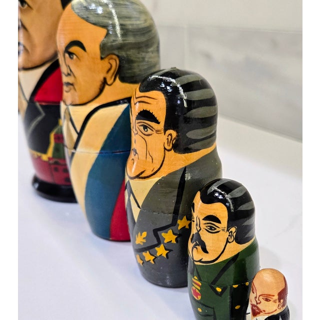 1990s Vintage Russian Political Nesting Dolls, Hand-Painted Moscow 1991, Set of 5 For Sale - Image 5 of 12