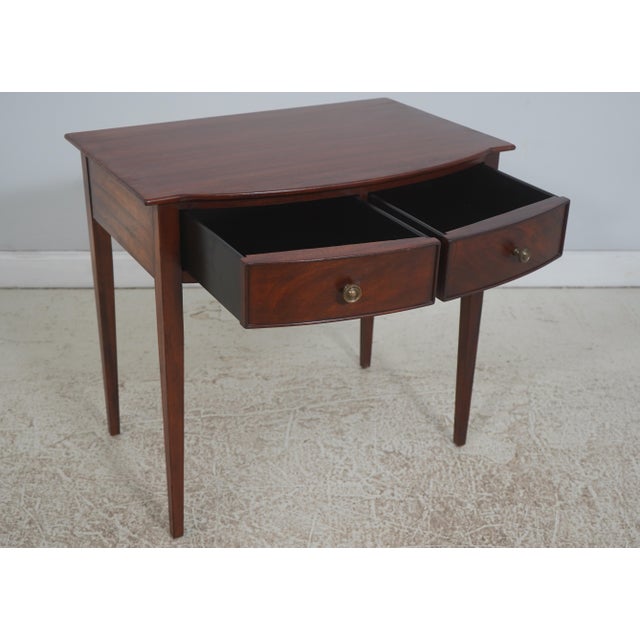 Traditional Wright Table Co. Mahogany Federal Style 2 Drawer End Table Server For Sale - Image 3 of 18