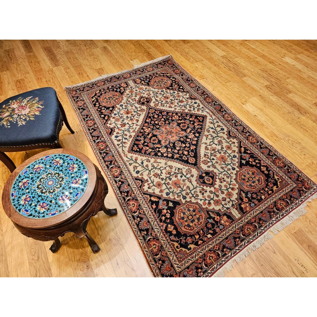 Persian 19th Century Persian Farahan Sarouk Rug, Hand-Knotted Wool, Floral Medallion Pattern, Ivory & Blue, 5x7 For Sale - Image 3 of 17
