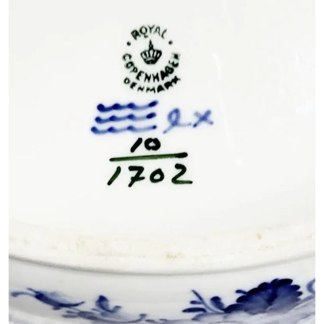 Royal Copenhagan Royal Copenhagen Blue Flowers Curved Covered Vegetable Dish For Sale - Image 4 of 5