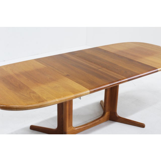 Mid-Century Modern Vintage Danish Oval Extendable Dining Table in Teak from Glostrup, 1960s For Sale - Image 3 of 10