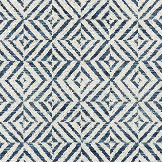 Sample - Schumacher Jubilee Fabric in Blue For Sale
