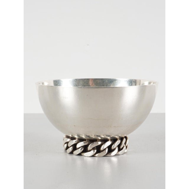Jean despres (1889 - 1980) cup france, circa 1950 silver-plated metal signed "j desprès" on the base h: 6.5 cm / d: 11 cm...
