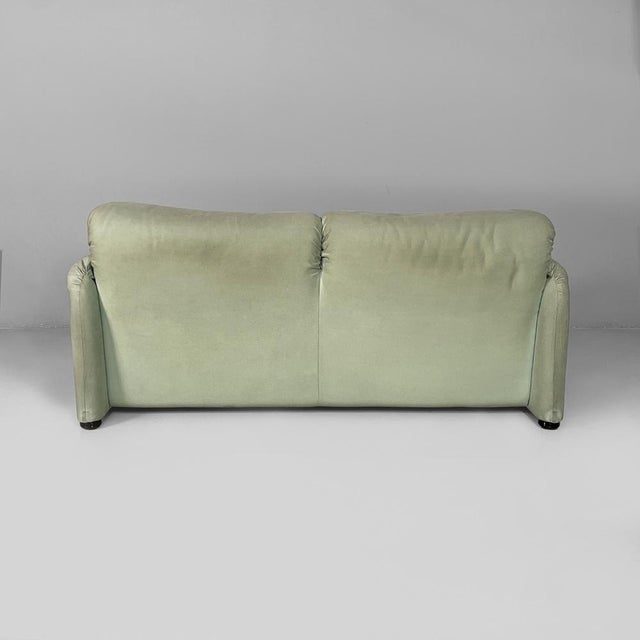 Modern Italian Maralunga Sofa by Vico Magistretti for Cassina, 1970s For Sale - Image 6 of 18