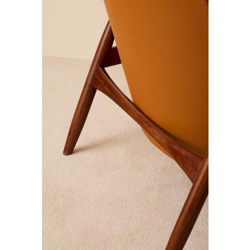 Wood Seal Easy Chair by Ib Kofod-Larsen, 1960s For Sale - Image 7 of 12