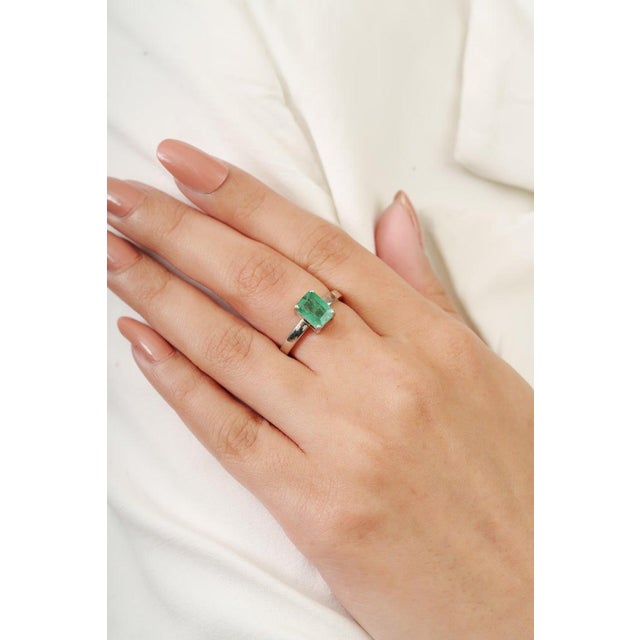 Green 925 Sterling Silver 1.4ct Natural Emerald Solitaire Ring - Size 8.5 For Sale - Image 8 of 12