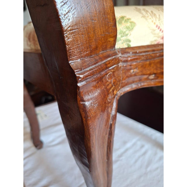 Louis XV Genoese Chairs in Walnut, 1750, Set of 8 For Sale - Image 15 of 18