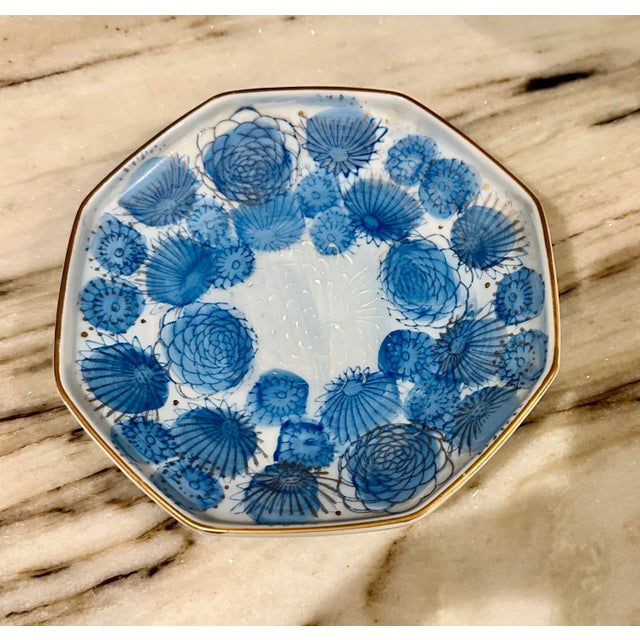 Beautiful turquoise and light blue with soft gold details hand-painted Kutani lotus flower motif catchall.Marked Genuine...