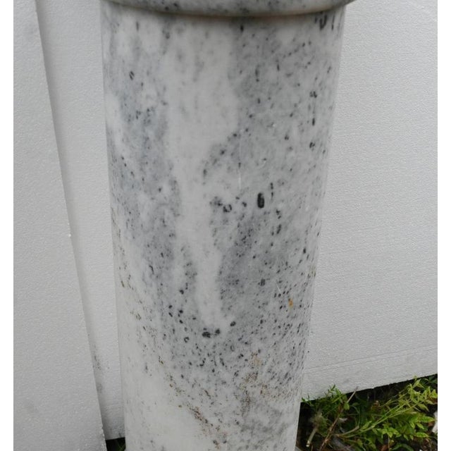 Neo-Classical Italian Marble Pedestal Column For Sale - Image 3 of 5