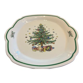 Late 20th Century Nikko Ceramic Christmas Themed Serving Platter For Sale