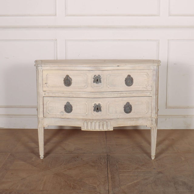 Italian Serpentine Front Commode For Sale - Image 11 of 11