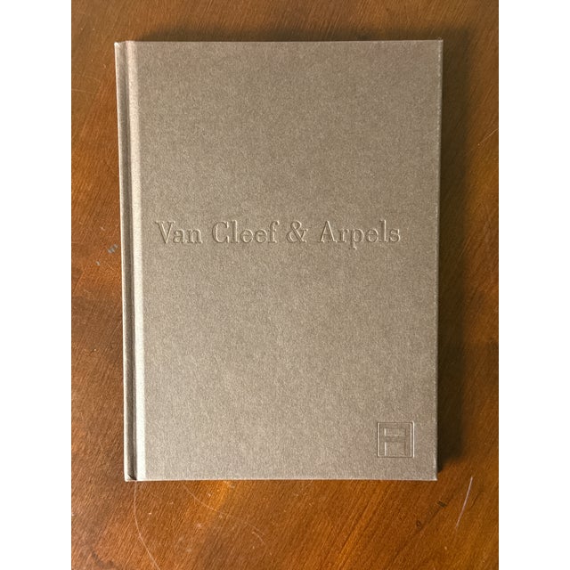 2000 - 2009 2001 Van Cleef & Arpels Hallmarks of History For Sale - Image 5 of 10