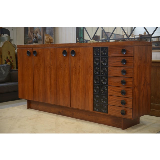 Wood Brutalist Sideboard by De Coene, 1970s For Sale - Image 7 of 13