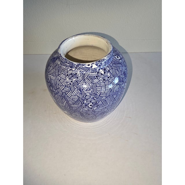 Asian Antique English Blue and White Transferware Asian Style Vase For Sale - Image 3 of 5