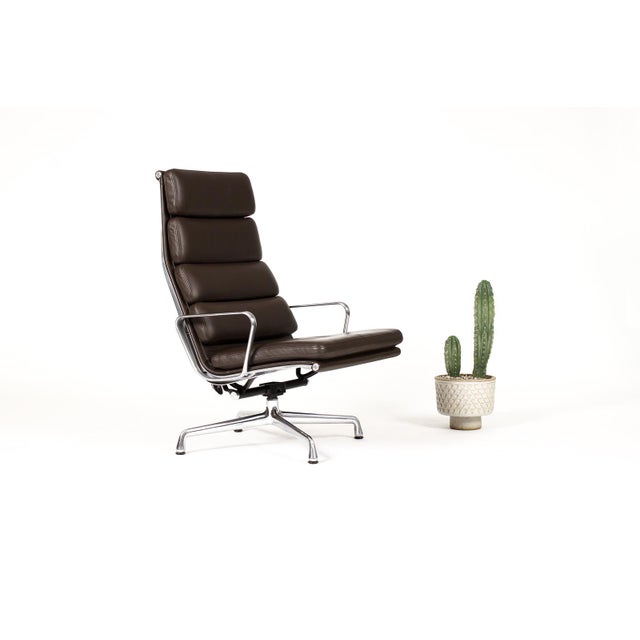 #2005 — Vintage Mid Century Herman Miller High Back Soft Pad Lounge Chair — Charles Eames — Brown Leather Fantastic design...