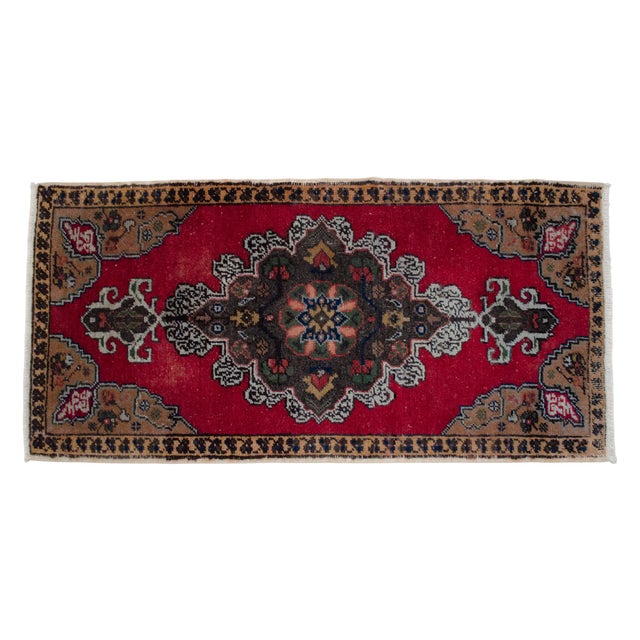 1970s 1970s Hand Made Oushak Mat Rug Distressed Small Rug Kitchen Mat Organic Wool - 1'7" X 3'4" For Sale - Image 5 of 13