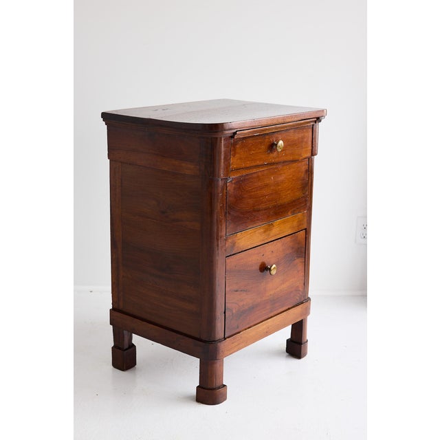19th Century Italian Walnut Commode, Neoclassical Design, Brass Knobs For Sale - Image 9 of 17