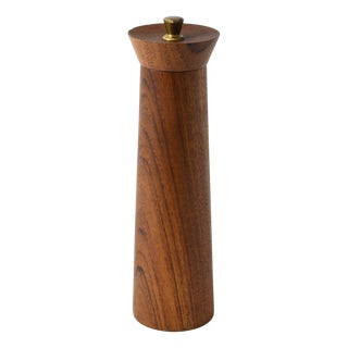 Mid-Century Italian Teak Pepper Mill from Tre Spade, 1960s For Sale