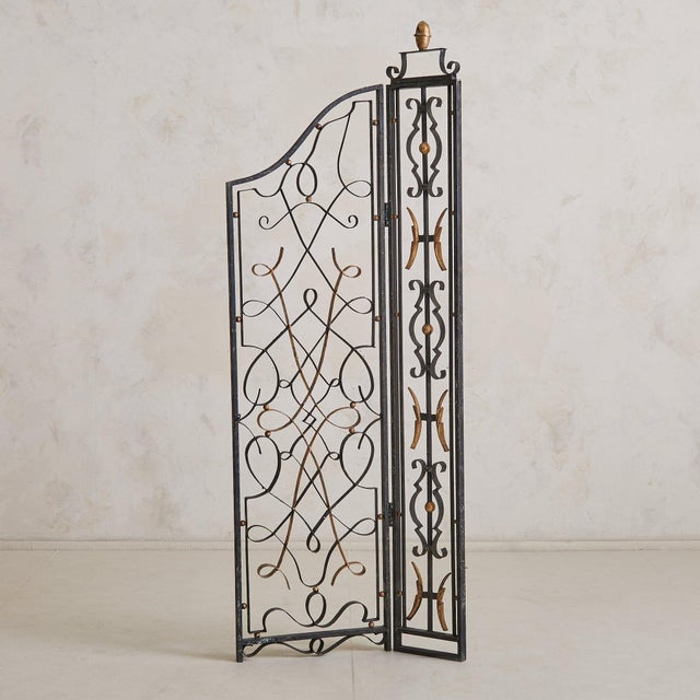 Art Deco Pair of French Art Deco Wrought Iron Screens or Room Dividers For Sale - Image 3 of 9