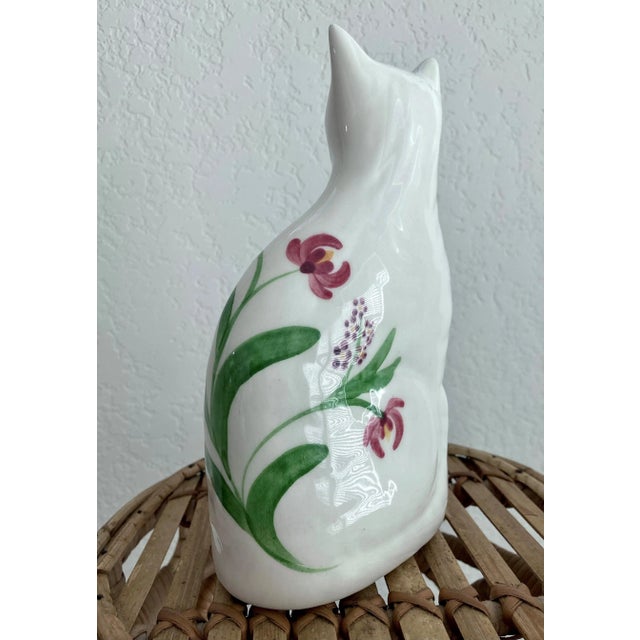 Whimsical Late 20th-Century Highly Glazed Earthenware Kitty by n.s. Gustin For Sale In Austin - Image 6 of 13