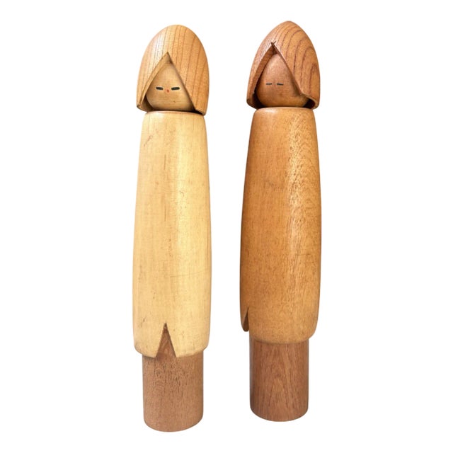 Vintage Minimalist Kokeshi Figurines, 1970s, Set of 2 For Sale