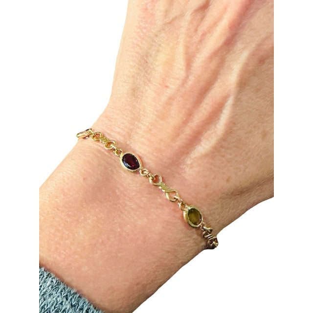 1980s 14k Gold Gemstone Link Bracelet Made in Italy For Sale - Image 5 of 5