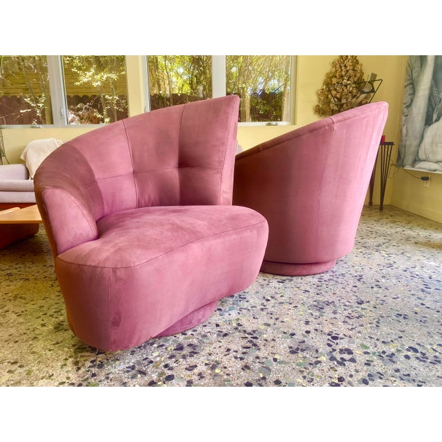 1980s Vintage UltraSuede Round Flared Oversized Corkscrew Barrel Swivel Chairs in the Manner of Vladimir Kagen Nautilus - a Pair For Sale - Image 4 of 10
